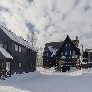Lodge Freeride Backpackers